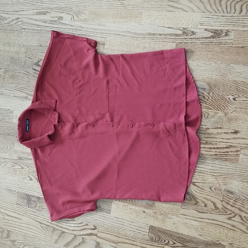 (8/10) SHEIN Loose Fit Solid Color Top Minimalist Modest Office Professional